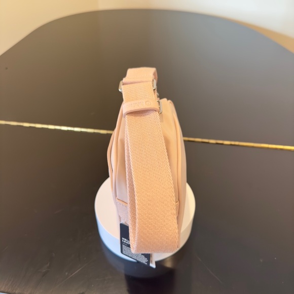 NWT Athletic Athleisure Streetwear Lululemon Now and Always Crossbody Mini/Bag - Picture 10 of 17